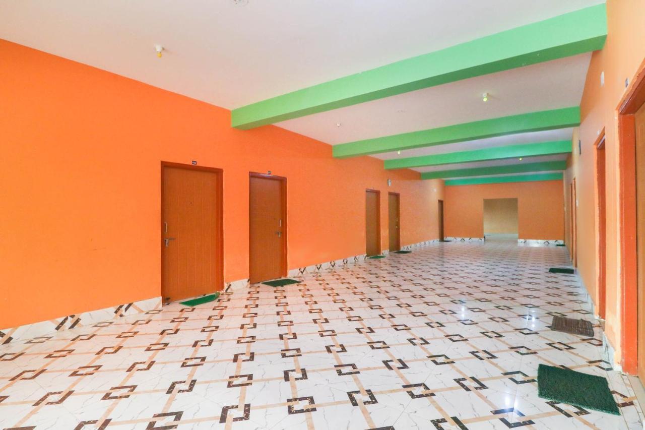 SPOT ON 68151 Prafulla Palace Hotel Jatani Exterior foto